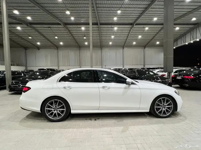 مرسيدس E200 موديل 2022 5