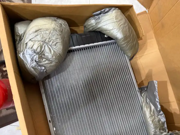 رديتر ماء جمس اصلي يركب من موديل 1992 لين 1999 2