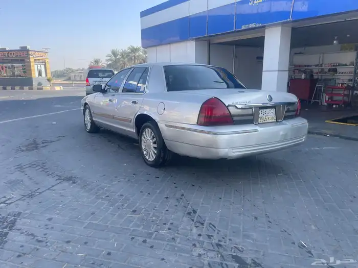 فورد ماركيز 2010 3