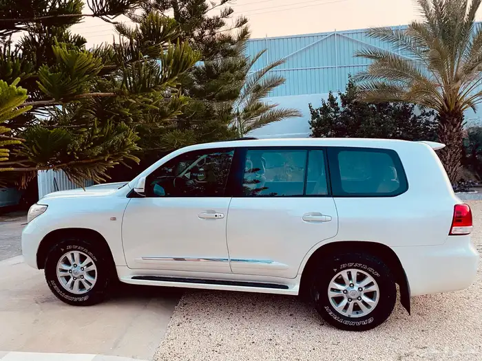 جيب مخزن وكاله اخو الجديد العداد142 فل كامل6 سلندر 16