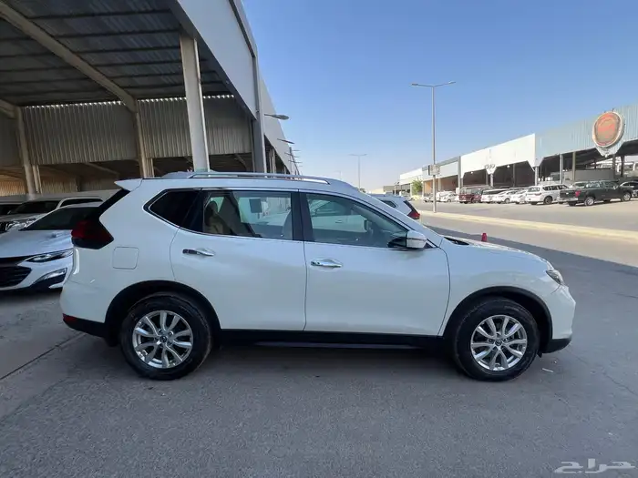 نيسان اكس تريل 2022 دبل 4