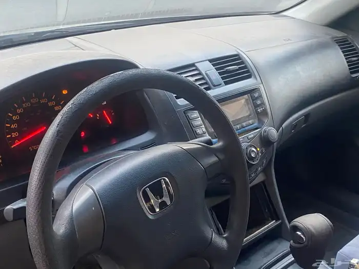 هوندا اكورد2004 11