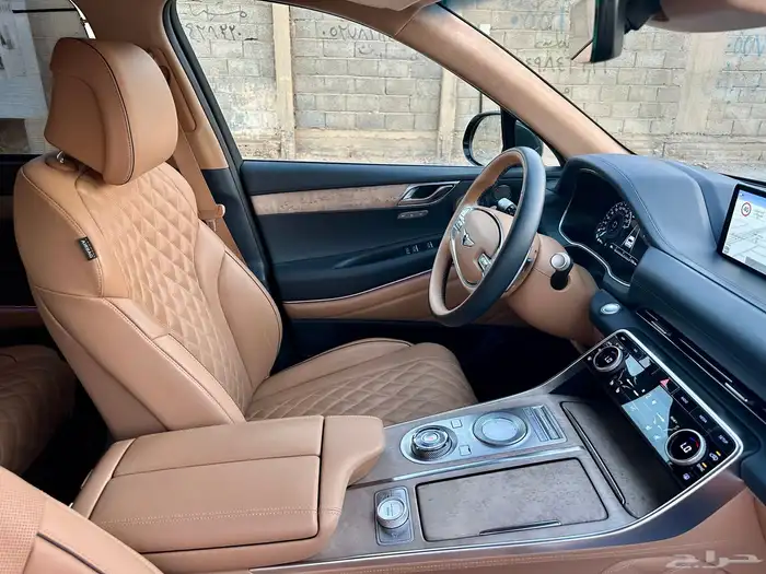 للبيع جينيسس GV80 شبه اصفار مخزن بحالة الوكالة 52