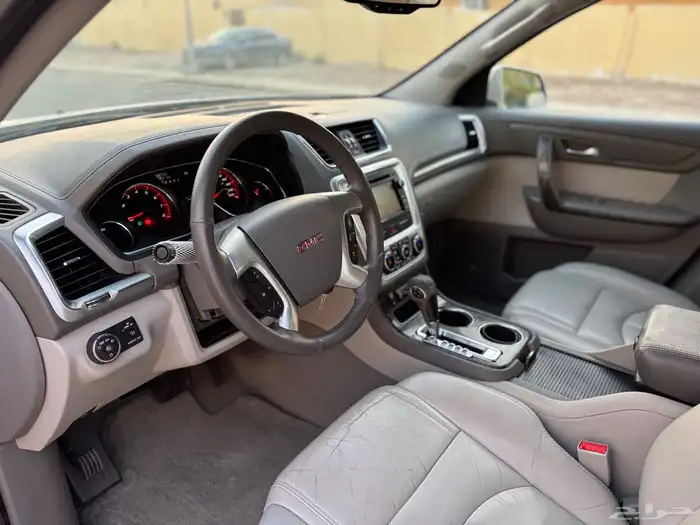 اكاديا SLT 2013 نظيف جدا 23