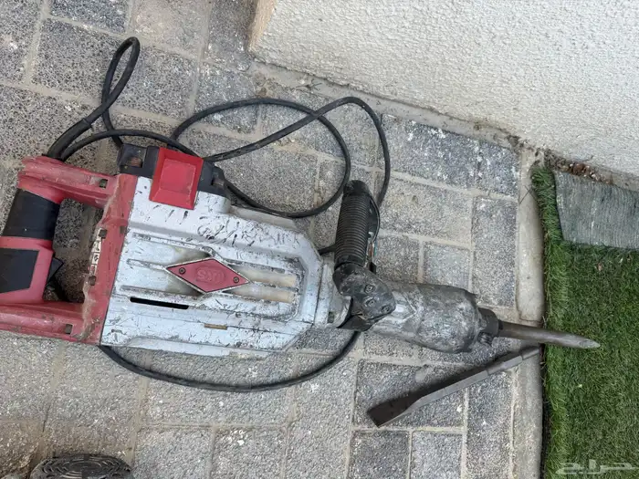 ماطور كهرباء وماطور ماء ومعدات 3