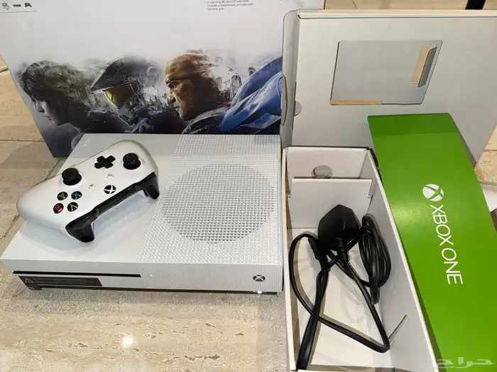 xbox one 500G مخزن بحالة الوكالة 1