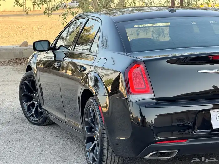كرايزلر C300s موديل 2021 نظيفف 9