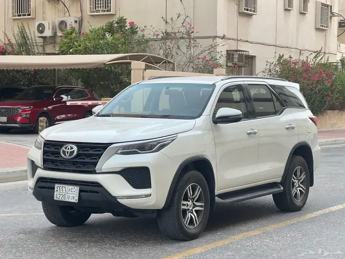 تويوتا فورتشنر موديل 2022 ديزل تيربو 1