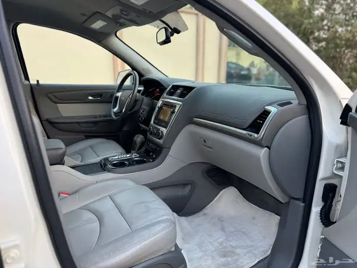 اكاديا SLT 2013 نظيف جدا 20