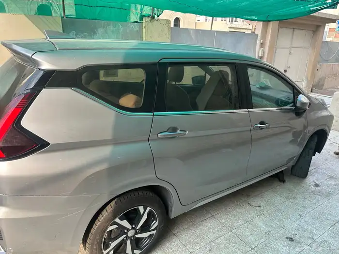 متسوبيشي اكسباندر 2023 خالية من الحوادث وسعر نهائي مغري 1