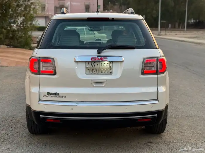 اكاديا SLT 2013 نظيف جدا 6