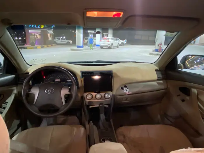 كامري 2010 متشكي من شي قير عادي 6