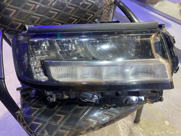 شمعه لندكلوزر تركب من 2023 إلى 2025 2