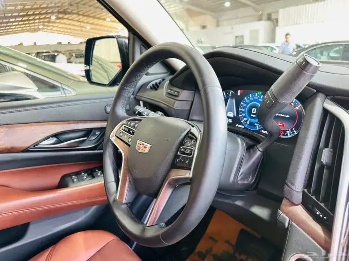 اسكاليد 2020 فل كامل سعودي وكالة 21