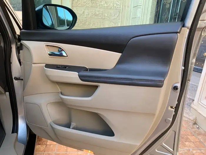 للبيع هوندا اوديسي 2016 (مخزن) 31