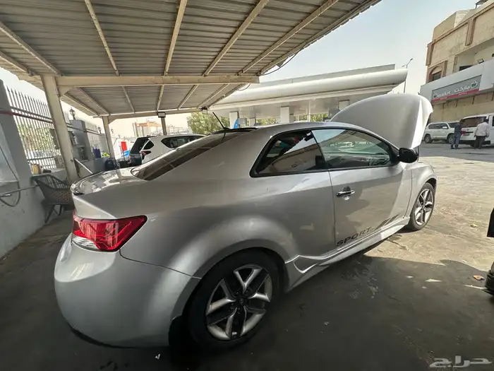 للبيع كيا سيراتو كوبيه 2013 (Cerato Koup) 7