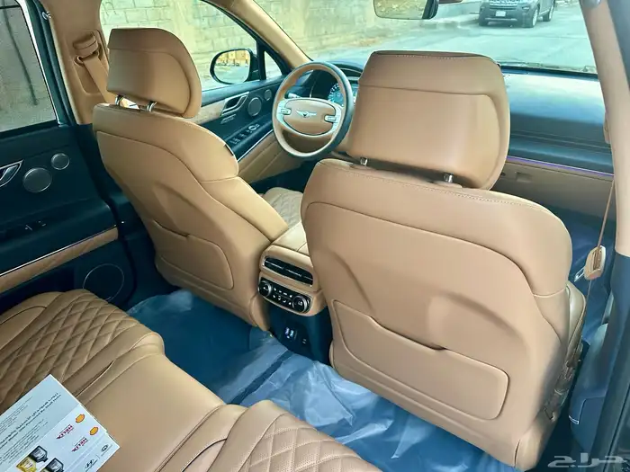 للبيع جينيسس GV80 شبه اصفار مخزن بحالة الوكالة 63