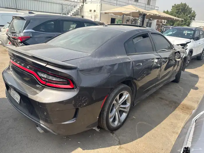 سيارات مصدومه 18