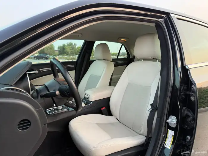 كرايسلر C300-2017 14