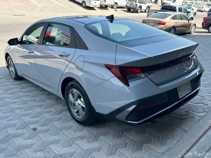 هونداي الالنترا 2024 سعودي المجدوعي للسيارات 7