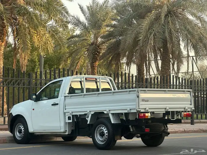 ايسوزو غماره جوانب موديل 2023 سعودي قير عادي شامل الضريبة 7