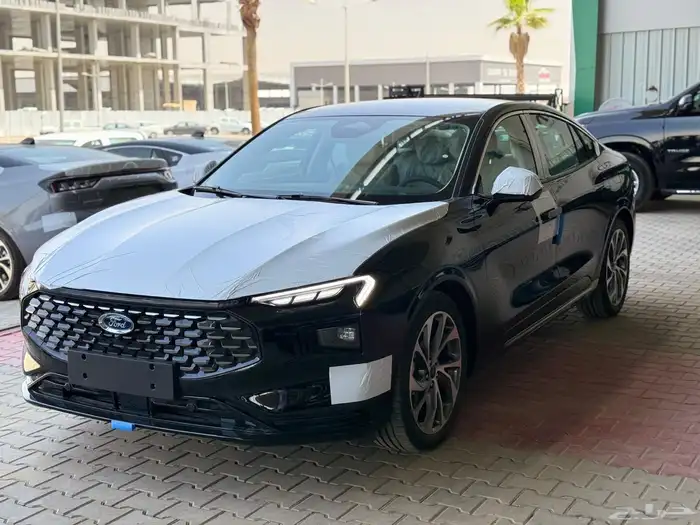 فورد تورس تيتانيوم 2026 0