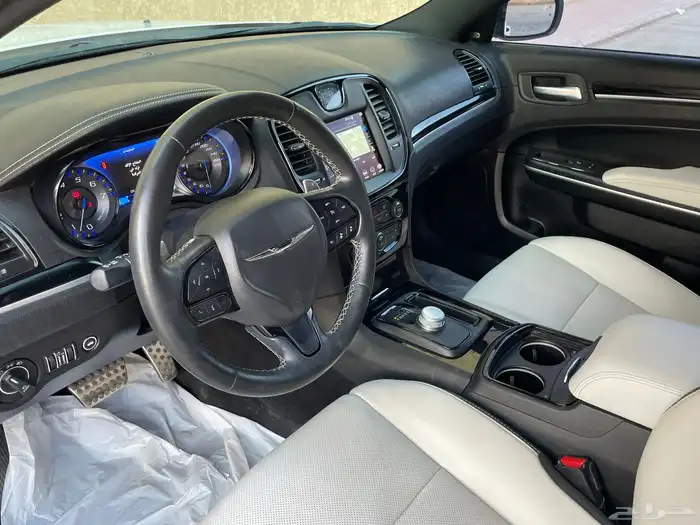 كرايزلر C300s موديل 2021 21