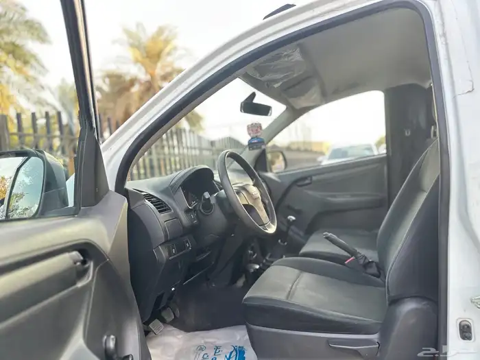 ايسوزو غماره جوانب موديل 2023 سعودي قير عادي شامل الضريبة 17