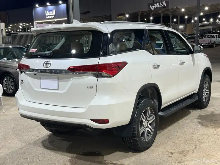 فورشنر 2021 سعودي 6 سلندر بنزين 10