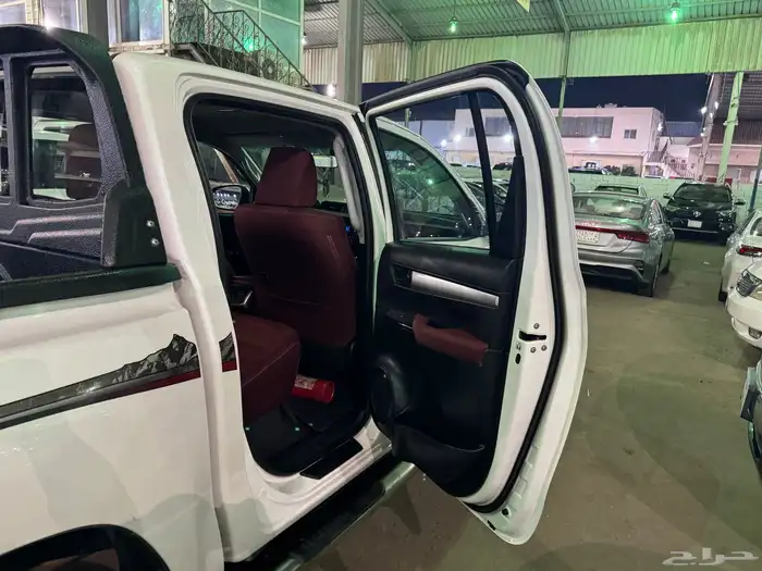 هايلوكس 2017فل تماتيك دبل بحاله ممتازه 15