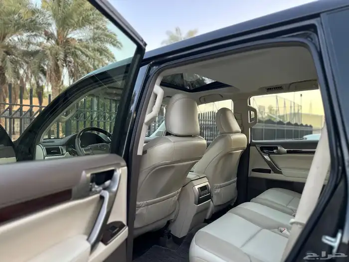 لكزس GX460 موديل 2014 سعودي فل كامل 17