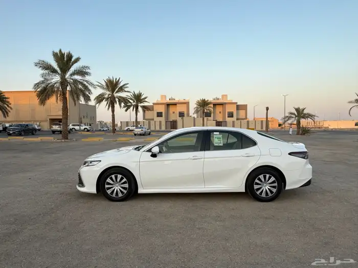 كامري 2022 مخزنه وارد الساير 8 نمر 3