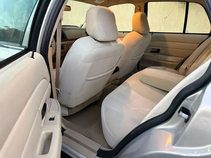 فورد فكتوريا 2009 بودي وكاله عداد 148 كم 18