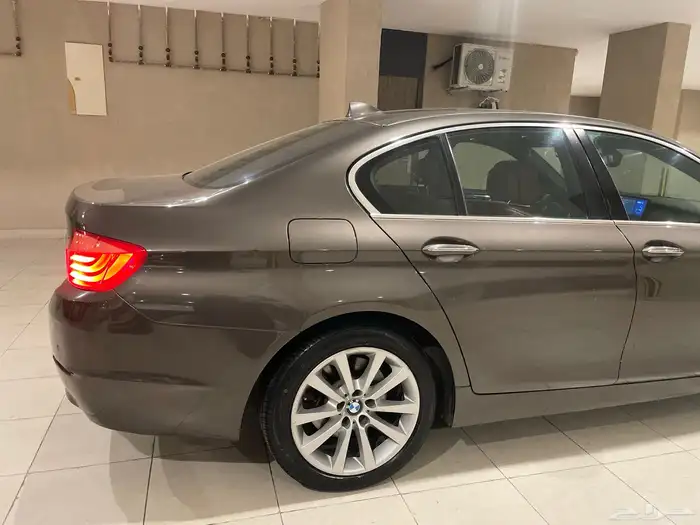 للبيع بي ام 530 2013 8