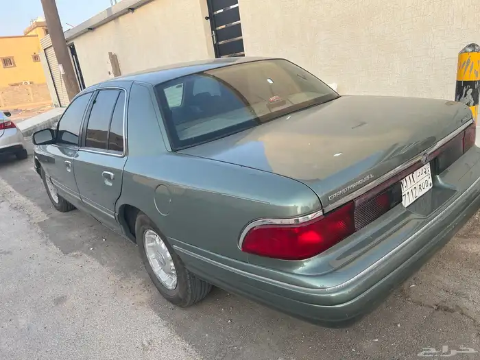 فورد كراون ماركيز 1997 نظيف جدا 2