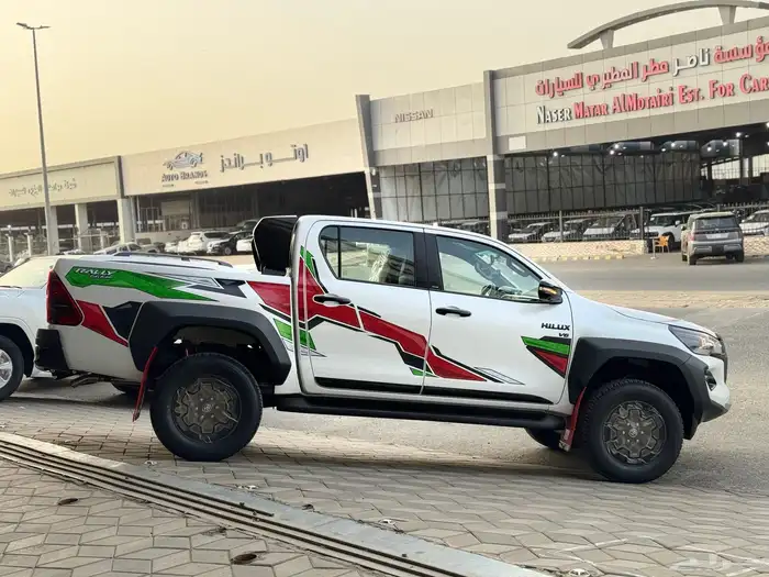 تويوتا هايلوكس GR رالي 6 سلندر موديل 2025 4