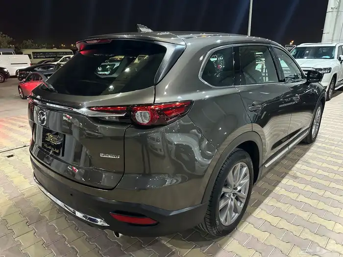 مازدا CX9 موديل 2021 فل كامل نظيفة 25
