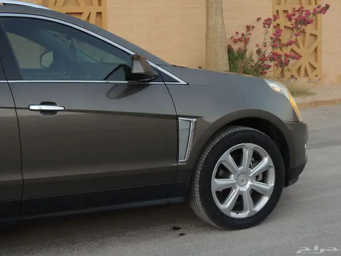 كاديلاك srx فل كامل وكالة 2014 13