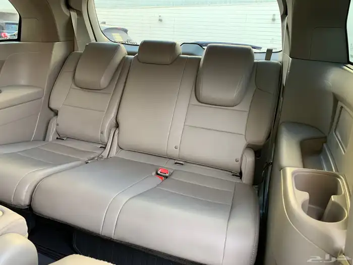 للبيع هوندا اوديسي 2016 (مخزن) 18