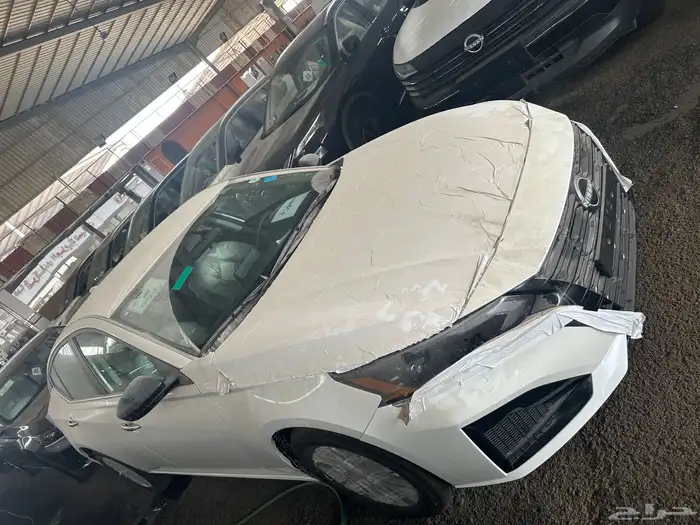 نيسان التيما S استندر 2026 ابيض رصاصي اسود 2