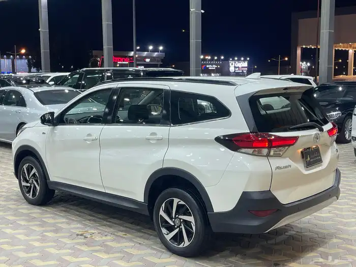 تويوتا رش موديل 2023 3