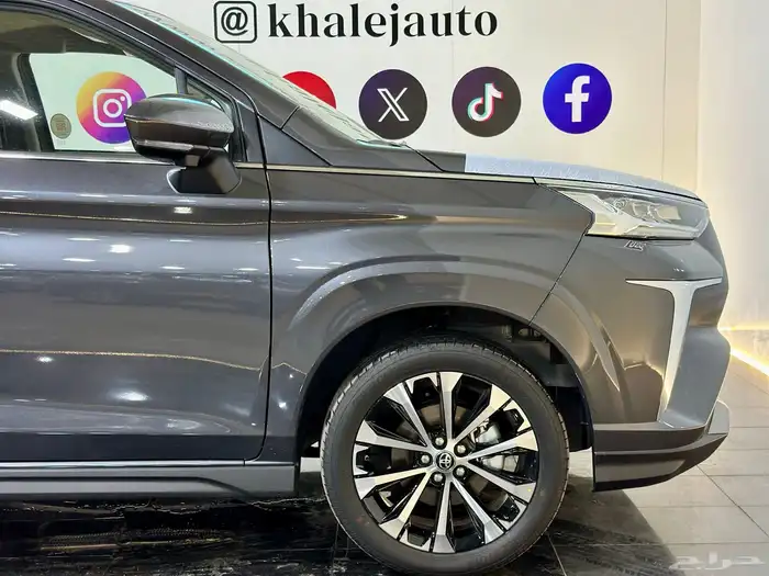 تويوتا فيلوز GLX م 2025 4