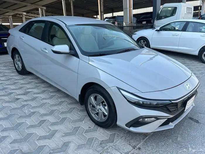 هونداي الالنترا 2024 سعودي المجدوعي للسيارات 3