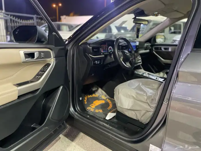 فورد اكسبلور 2023 ممشى 34 الف فقط 10