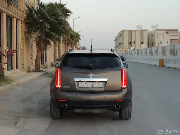 كاديلاك srx فل كامل وكالة 2014 5