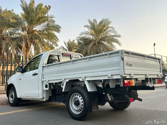 ايسوزو غماره جوانب موديل 2023 سعودي قير عادي شامل الضريبة 14