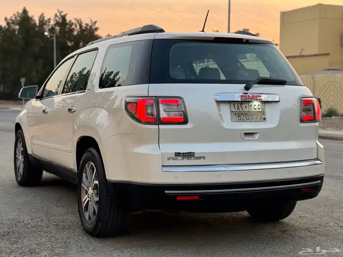 اكاديا SLT 2013 نظيف جدا 8