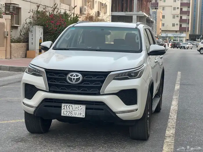 تويوتا فورتشنر موديل 2022 ديزل تيربو 3