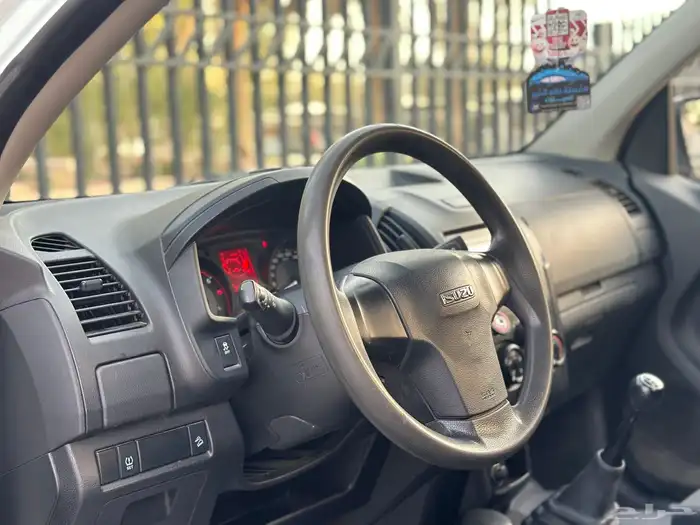 ايسوزو غماره جوانب موديل 2023 سعودي قير عادي شامل الضريبة 16