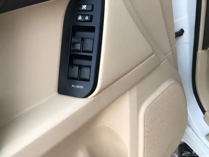 برادو 2017 سعوديTXLبنزين4سلندر مالك اول بدي وكاله 32